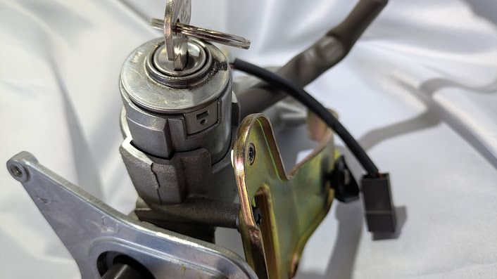 FERRARI 360 PART steering column WITH IGNITION SWITCH AND KEY 171516