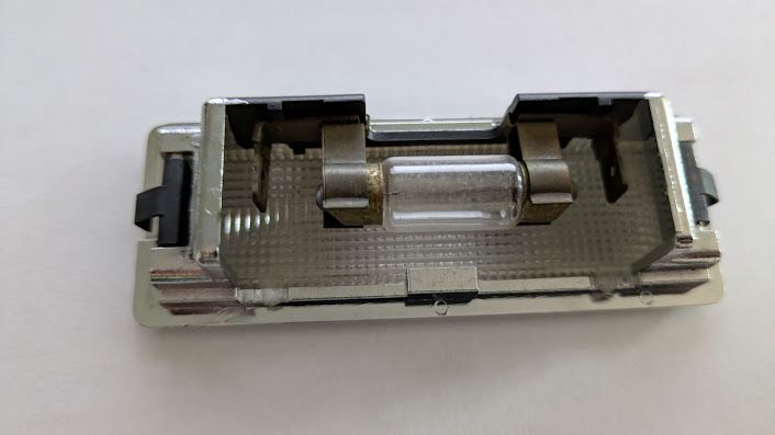 81 to 99 ROLLS ROYCE SILVER SPIRIT DAWN CHROME INTERIOR ROOF READING LIGHT UB73080
