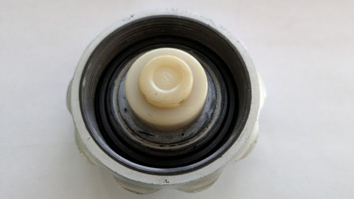 FERRARI PARTS  fuel tank GAS CAP 180320 WITH VALVE