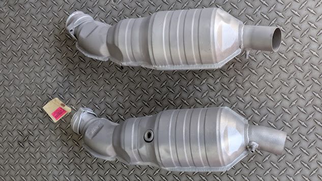 FERRARI 360 SPIDER PARTS EXHAUST CAT CONVERTER  TESTED CONDITION PAIR