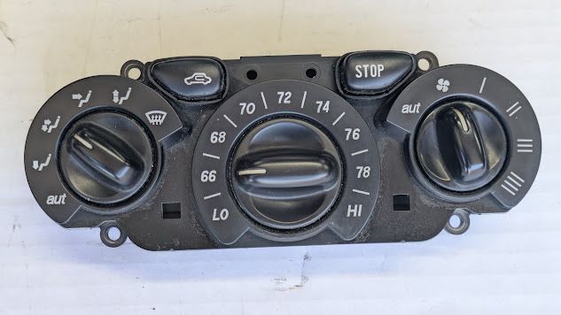 FERRARI 360 PART AIR CONDITIONING CONTROL UNIT AT DASH 65520500