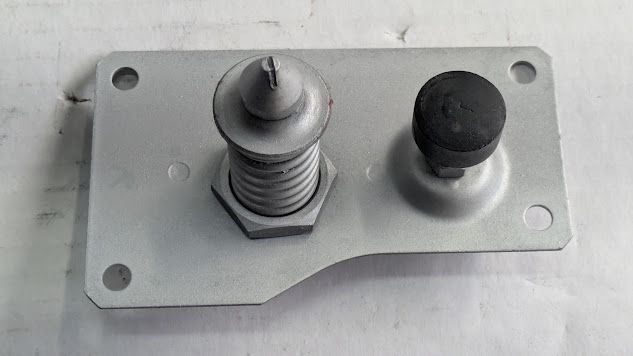 FERRARI 456 FRONT HOOD RIGHT LATCH 63789500