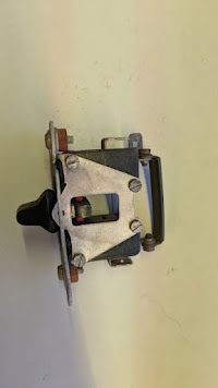 ROLLS ROYCE SILVER SHADOW I AERIAL ANTENNA SWITCH UP DOWN UD17969