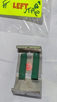 1996 1997 1998 1999 ROLLS ROYCE   LEFT FRONT bumper CLIP UT10027PD