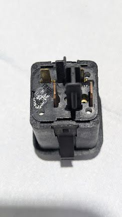 FERRARI 360 SPIDER PARTS PARKING LIGHT SWITCH AT CENTER CONSOLE 208847