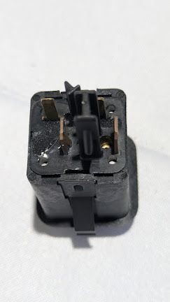 FERRARI 360 SPIDER PARTS EMERGENCY LIGHT SWITCH AT CENTER CONSOLE 229350