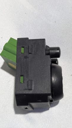 FERRARI 360 SPIDER PARTS MIRROR SWITCH AT CENTER CONSOLE 181275