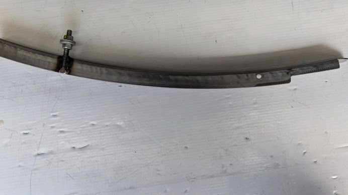FERRARI 456 LEFT DOOR ROLL UP GLASS FRONT GUIDE 65438500