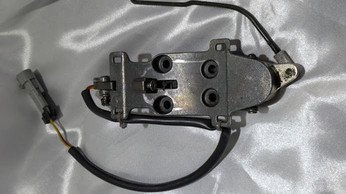 FERRARI 456 LEFT DOOR outside RELEASE HANDLE 65808300