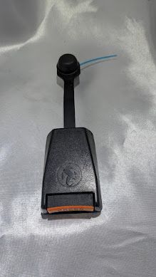FERRARI 456 RIGHT SIDE SEAT BELT BUCKLE 64928500B
