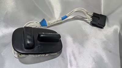 FERRARI 456 RIGHT SIDE  SEAT SWITCH 65842300