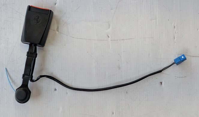 FERRARI 456 LEFT SIDE SEAT BELT BUCKLE 64928500B