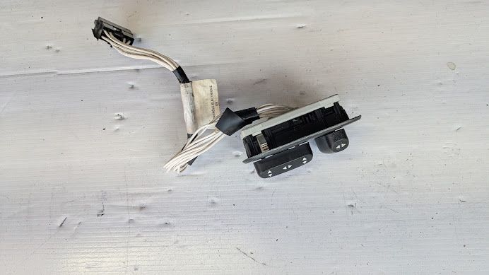 FERRARI 456 LEFT SIDE  SEAT SWITCH 65842400