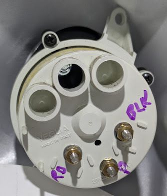 FERRARI  456M 2001 CENTER CONSOLE GAUGE FOR FUEL LEVEL 174150