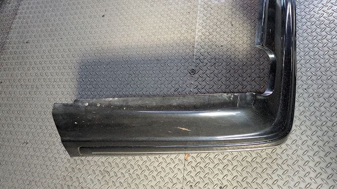96 97 98 99 ROLLS ROYCE SILVER SPUR REAR bumper 	UT10040PG