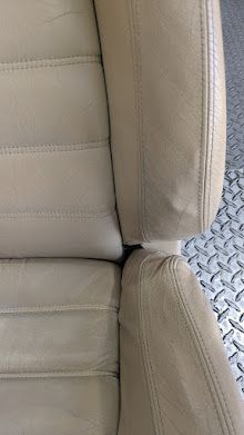 FERRARI  456M FRONT SEAT SET ON CREAM WITH TRACKS 65832126