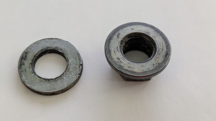 Ferrari 360 ENGINE PART CYLINDER HEAD FASTENING NUT AND WASHER  148093