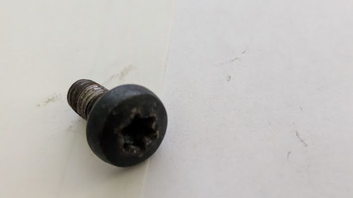 FERRARI 360 SPIDER  CAPOTE CONVERTIBLE TOP  HOUSING   SCREW  66691700