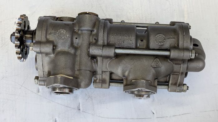 Ferrari 360 ENGINE PART OIL PUMP WITH GEARS 181341 COMPLETE
