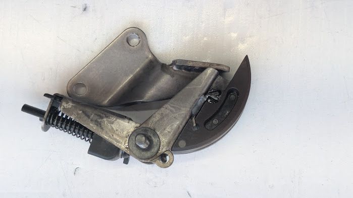 Ferrari 360 ENGINE PART OIL PUMP CHAIN TENSIONER 185577