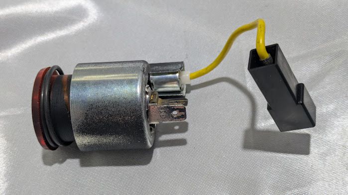 FERRARI 360 SPIDER PARTS CIGARRETE LIGHTER  AT CENTER CONSOLE 226941