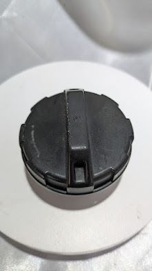 ROLLS ROYCE CORNICHE BENTLEY CONTINENTAL FUEL PETROL GAS CAP PRE-OWNED