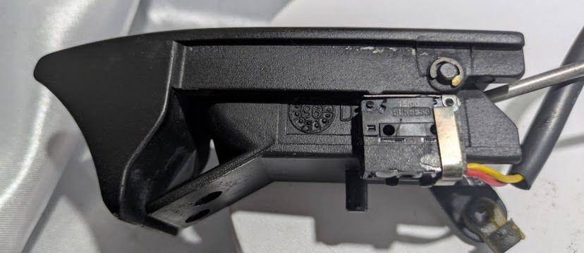FERRARI 456M RIGHT DOOR INSIDE RELEASE HANDLE 66217800