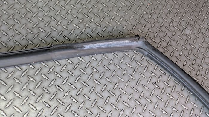 FERRARI 456  LEFT DOOR  seal GASKET 65435600