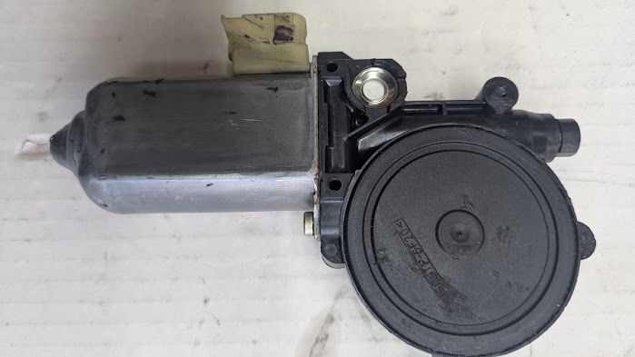 FERRARI 360 456 550 575 575M PARTS RIGHT DOOR WINDOW MOTOR 63211800