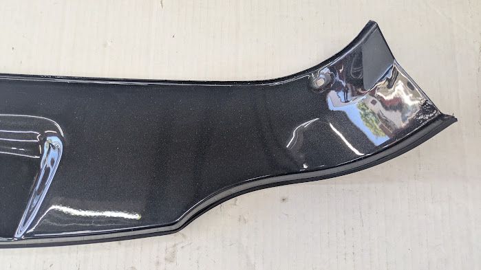 FERRARI 360 SPIDER PARTS RIGHT DOOR STRICKER SILL COVER PLATE BLACK 64858800