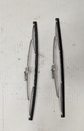 65 to 80 ROLLS ROYCE SILVER SHADOW WRAITH FRONT WINDSCREEN WIPER SET ORIGINAL