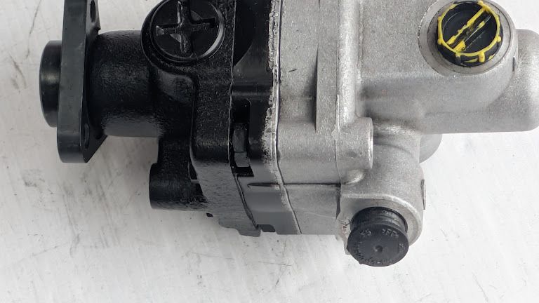 FERRARI 456M POWER steering pump  154512
