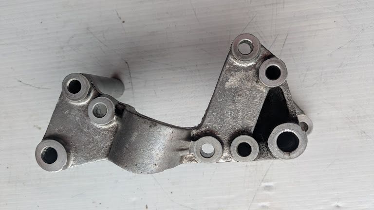 FERRARI 456M POWER steering pump  INNER BRACKET 153360