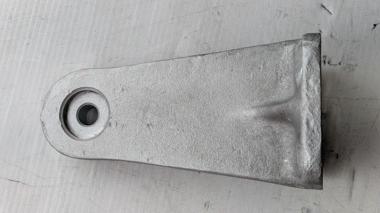 FERRARI PART 456M GTA TRANSMISSION mount pedestal bracket 176952