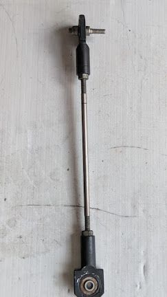 FERRARI 456M GTA PART REAR SUSPENSION LEVELING VALVE LINK 162428