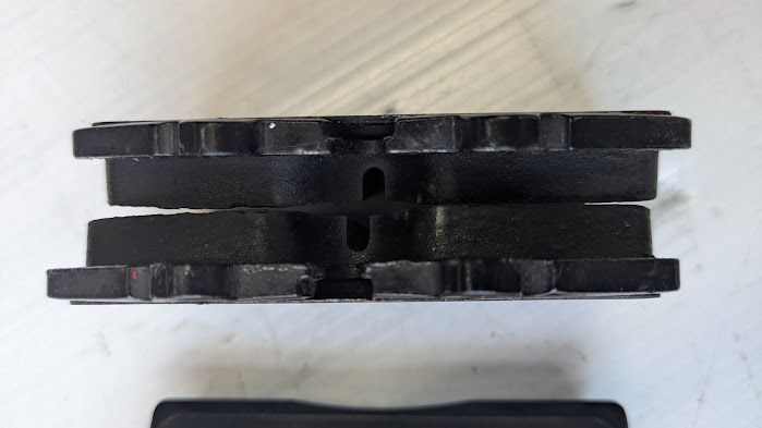 FERRARI 456M PARTS rear brake PAD SET PRE OWNED 70000925