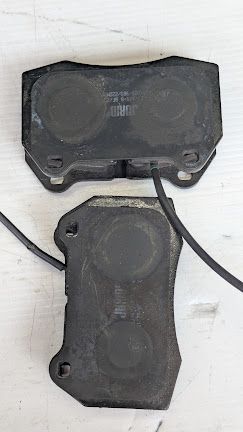 FERRARI 456M PARTS FRONT brake PAD SET PRE OWNED 70000924