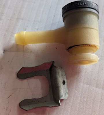 FERRARI 456M PARTS BRAKE FLUID RESERVOUR UNION 177896