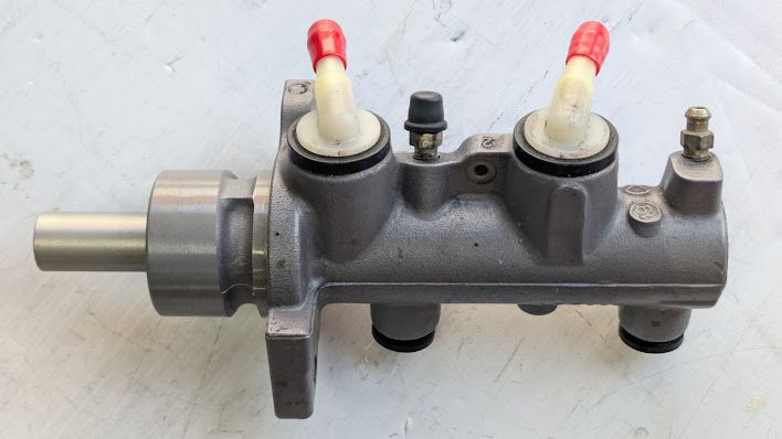 FERRARI 456M PARTS BRAKE MASTER CYLINDER 177034 M