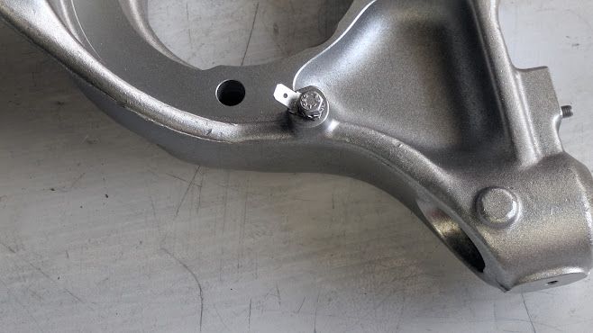 FERRARI 550 456M PARTS RIGHT STEERING KNUCKLE 176184