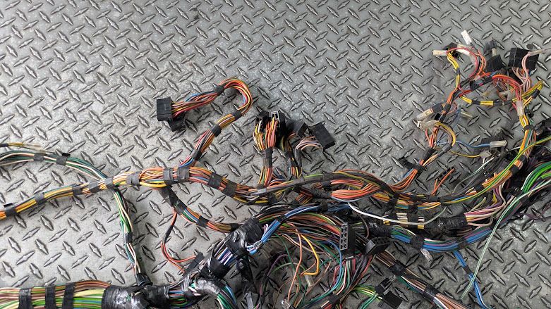 65 to 80 ROLLS ROYCE SILVER SHADOW II UNDER DASH WIRING HARNESS