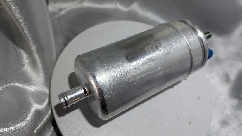 ROLLS ROYCE SILVER SPUR FUEL PUMP UE73344 WITH  DUAL PUMPS