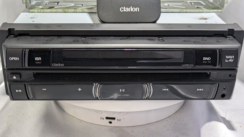 Clarion NZ503 WITH BLUETOOTH  TESTED W/ REMOTE AND PIGTAIL