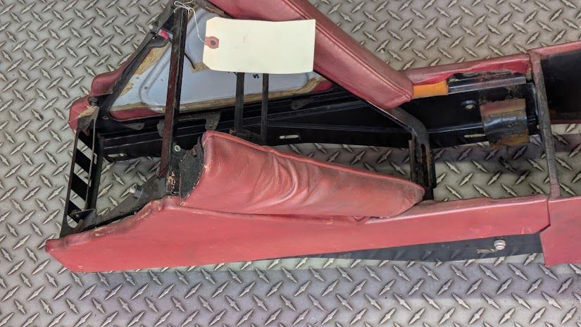 ROLLS ROYCE SILVER SHADOW I PART CENTER CONSOLE RED