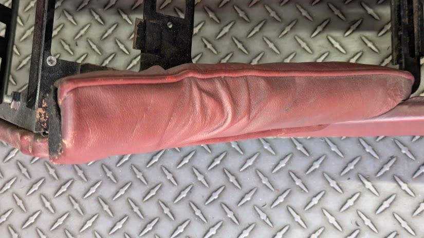 ROLLS ROYCE SILVER SHADOW I PART CENTER CONSOLE RED