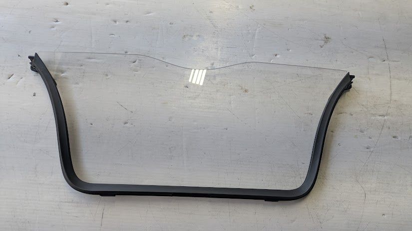 Genuine Porsche 986 Boxster Center Wind Deflector – P/N 9865613210201C (1997–2004)