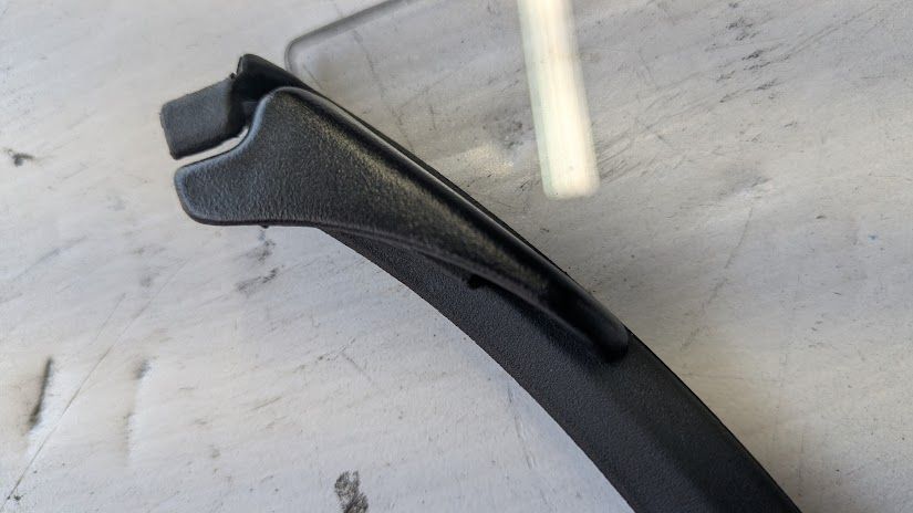 Genuine Porsche 986 Boxster Center Wind Deflector – P/N 9865613210201C (1997–2004)