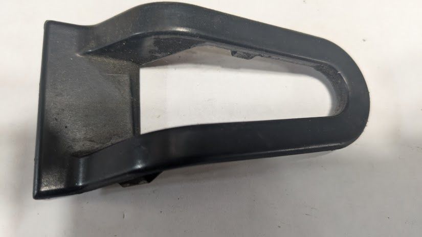 FERRARI 360 MODENA SPIDER RIGHT DOOR LATCH TRIM 65705000