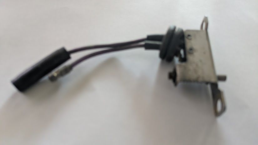 ROLLS ROYCE BENTLEY T SILVER SHADOW corniche interior light switch UD13040OF