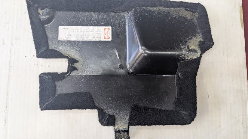 Ferrari 360 spider floor RIGHT side cover on black 65708890